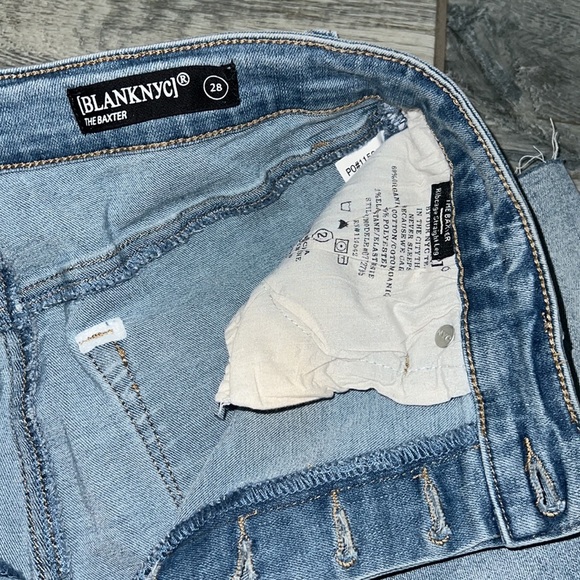 BLANK NYC The Baxter Straight Distressed Jeans - Picture 11 of 11